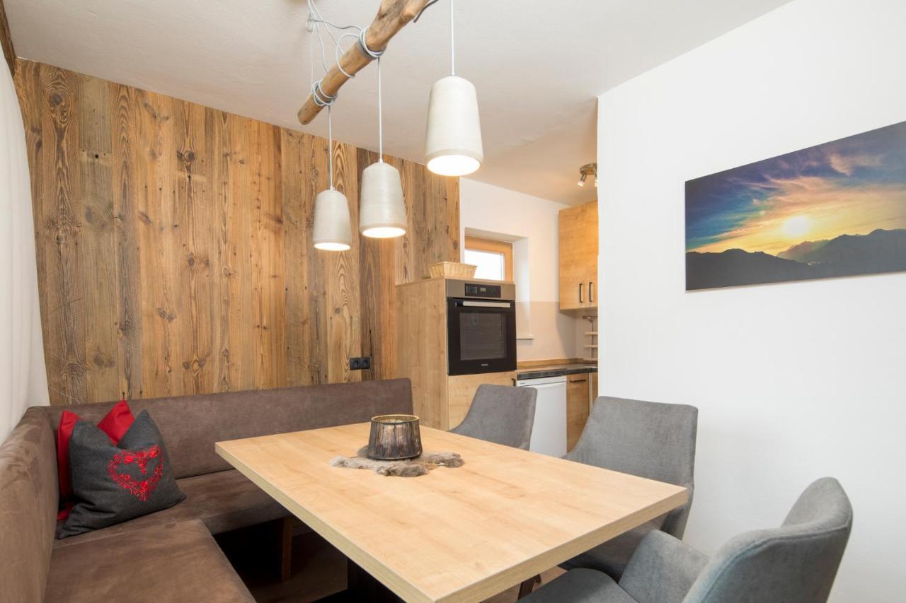 Angerer Alpine Suiten Und Familienappartements Tirol Райт  Экстерьер фото